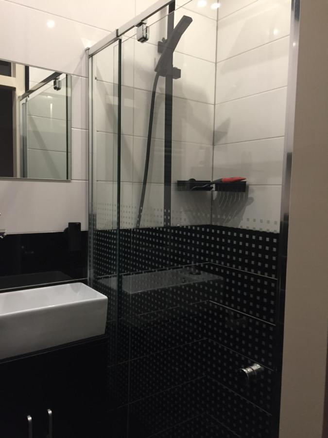 Rumah Kita, Bungalow Met 2 Slaapkamers In Het Mooie Drenthe Erm Luaran gambar