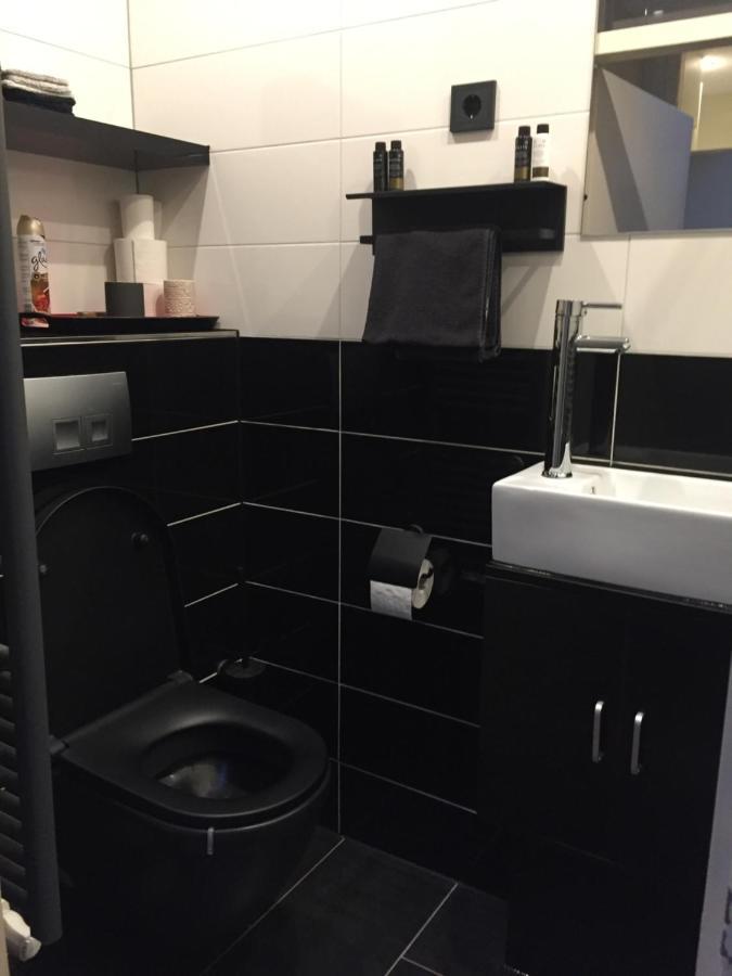 Rumah Kita, Bungalow Met 2 Slaapkamers In Het Mooie Drenthe Erm Luaran gambar