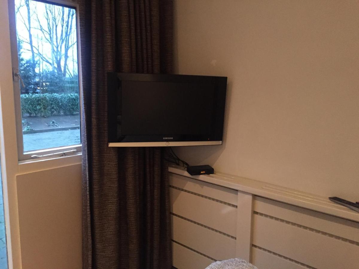 Rumah Kita, Bungalow Met 2 Slaapkamers In Het Mooie Drenthe Erm Luaran gambar